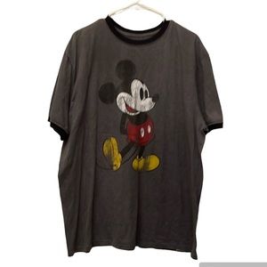 Mickey Mouse t-shirt size xl women’s